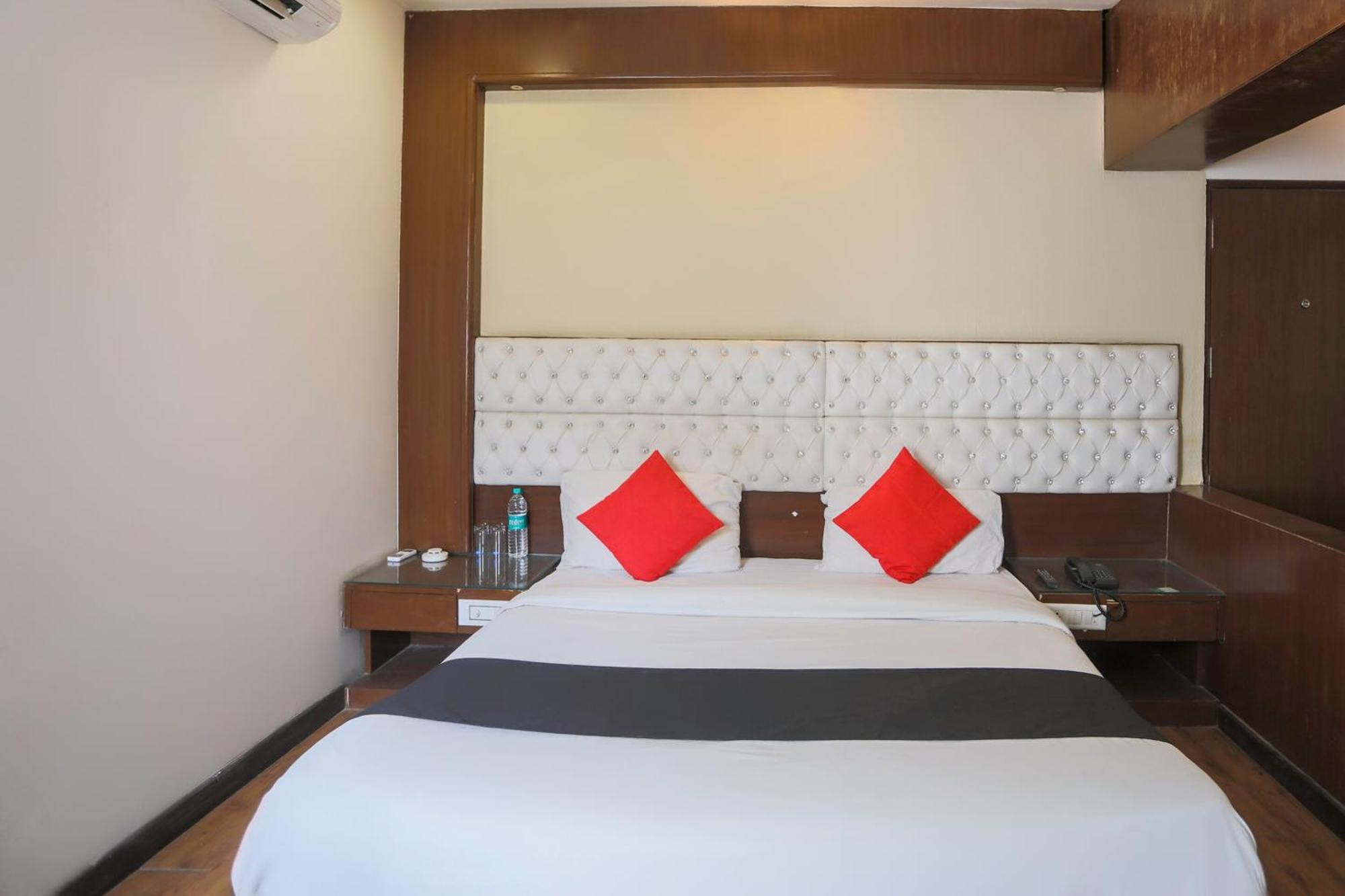 Hotel O Parktel Indirapuram 외부 사진