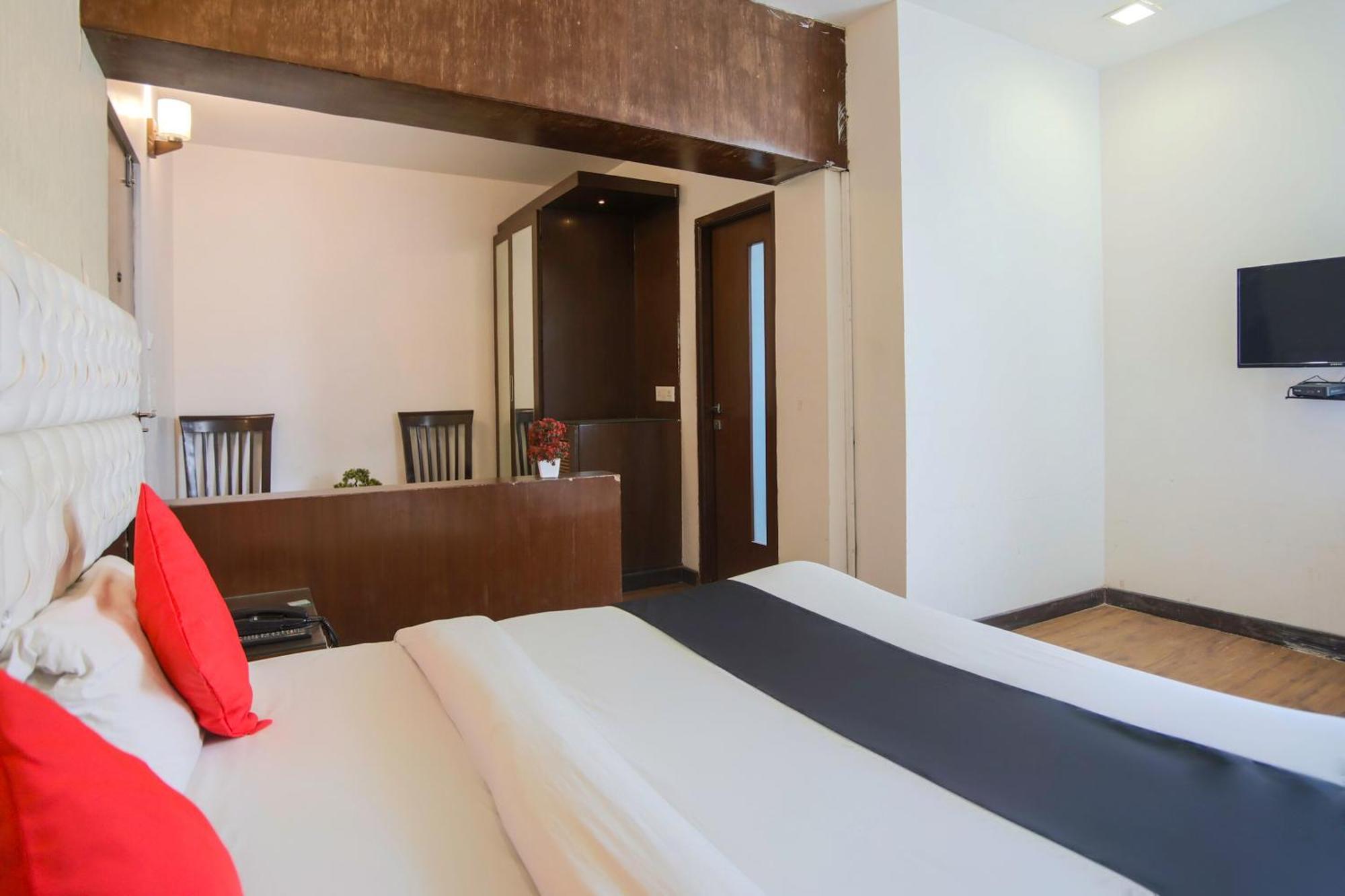 Hotel O Parktel Indirapuram 외부 사진